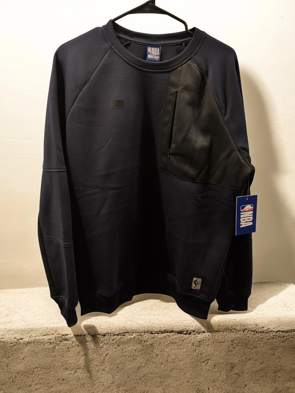 NBA Men's Navy and Black Crewneck Sweatshirt